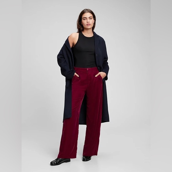 GAP Pants - GAP Recycled High Rise Velvet Pant (Petite)